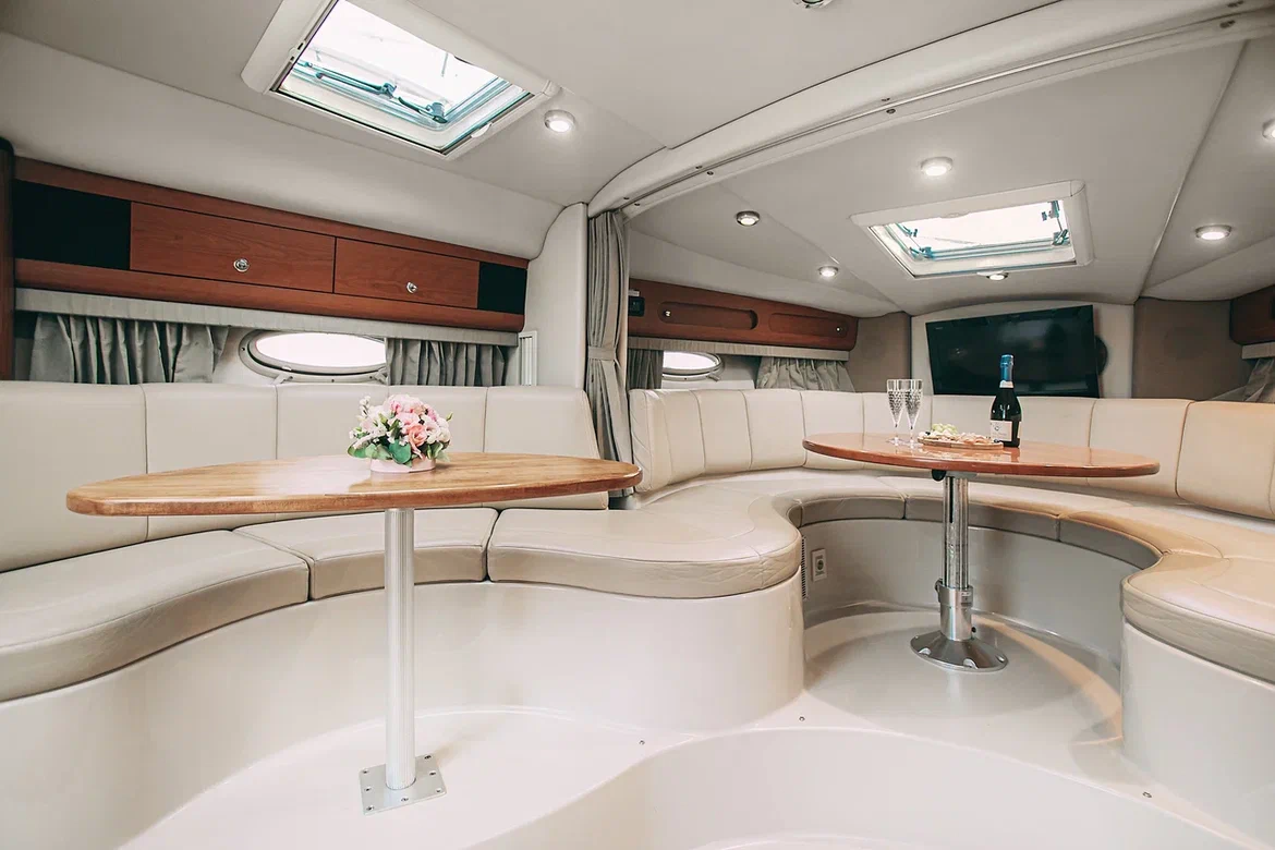 Аренда катера Chaparral 330 «Эфир» image- 11